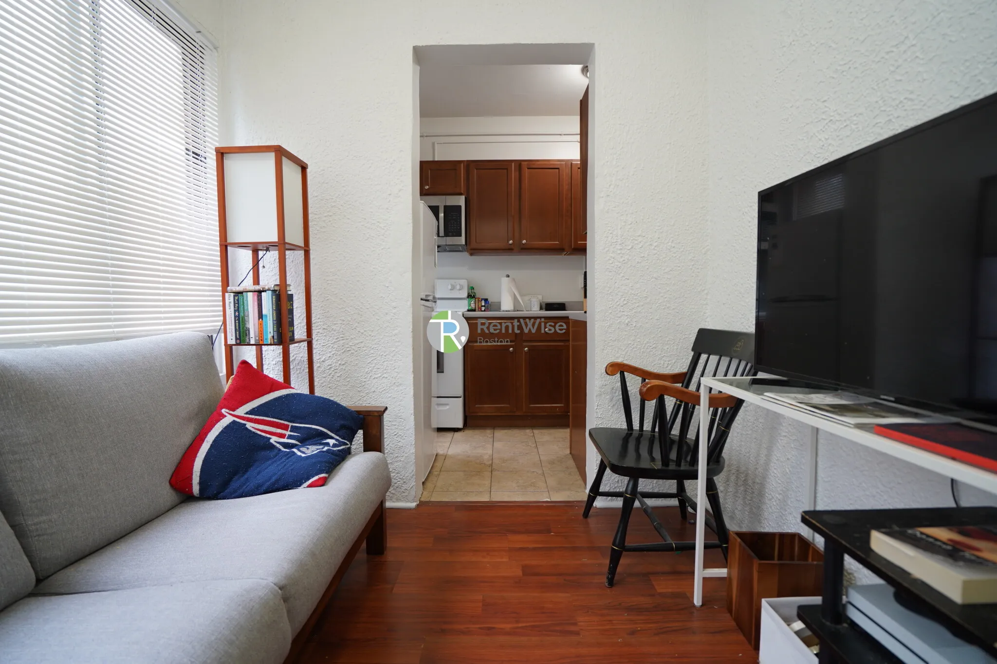 1 bed, 1 bath apartment for rent at 230 Walnut St Unit 31B, Newtonville — photo 8 of 17