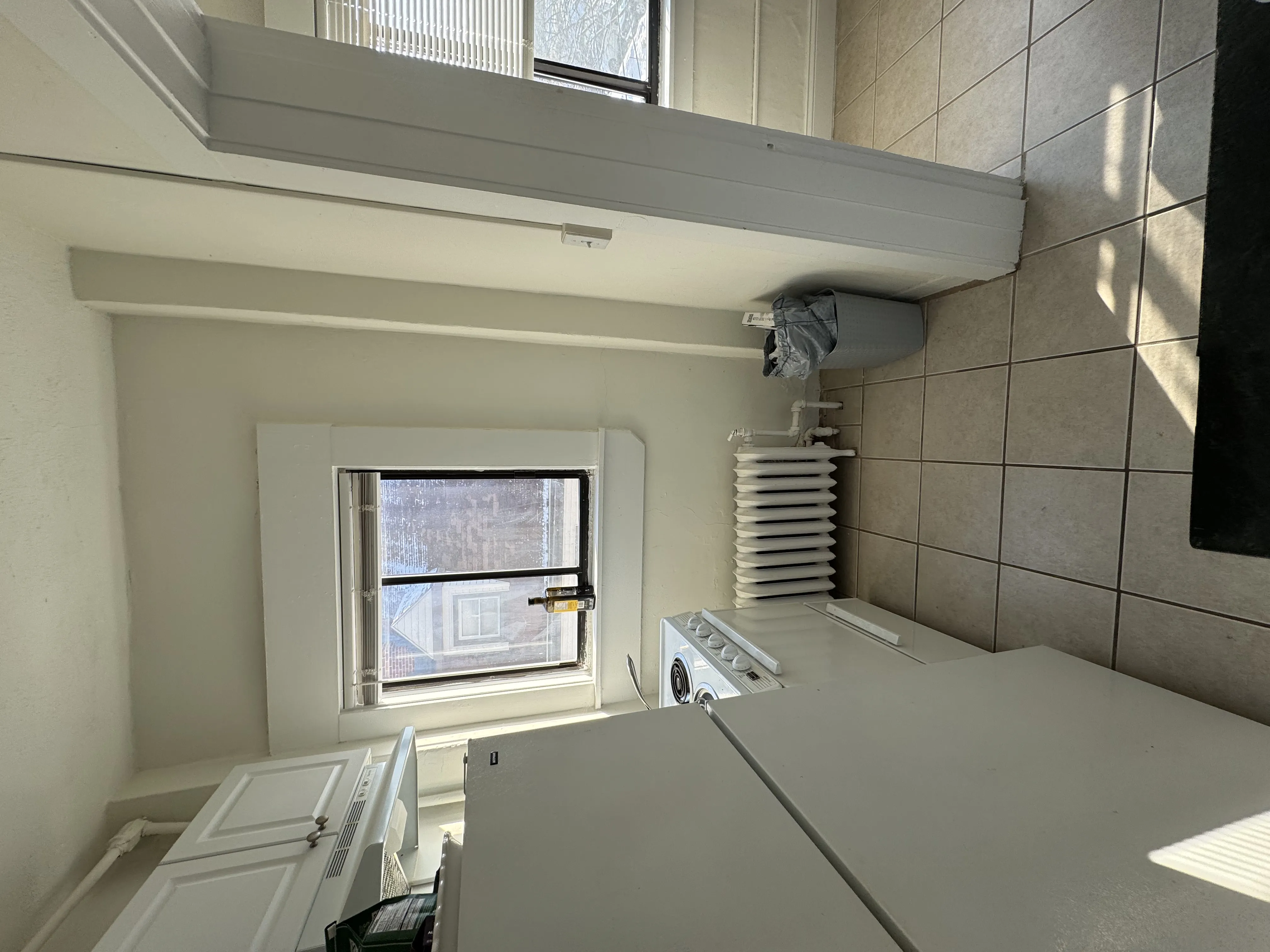 1 bed, 1 bath apartment for rent at 230 Walnut St Unit 39, Newtonville — photo 5 of 13