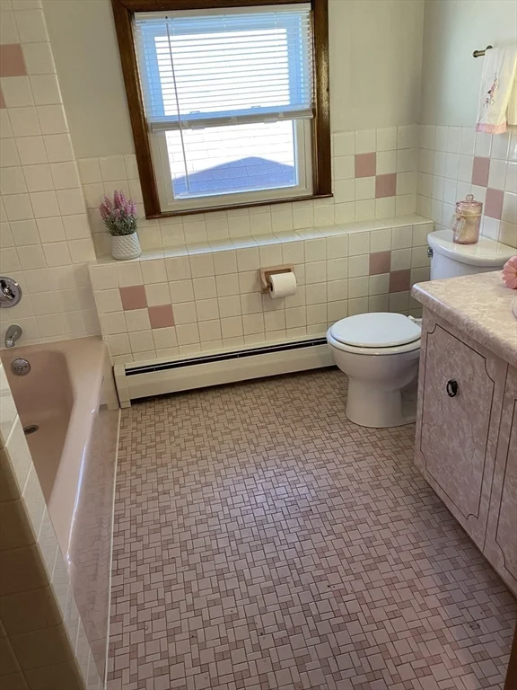 3 bed, 1 bath apartment for rent at 230 West Fifth St Unit 2, South Boston — photo 17 of 17