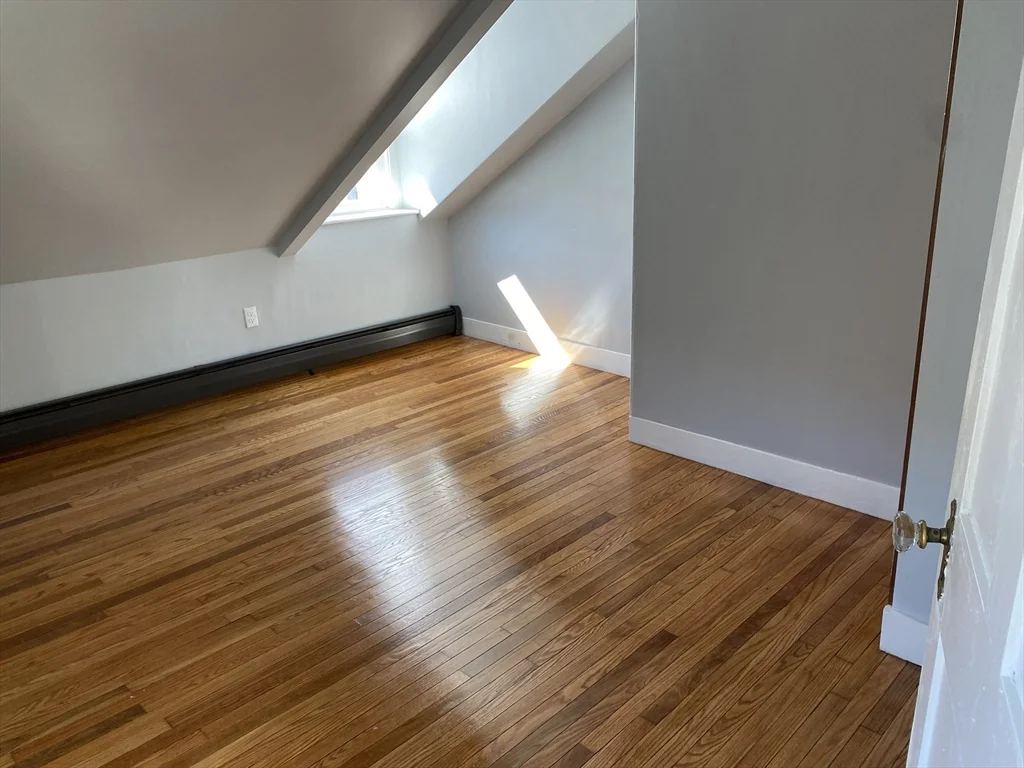 3 bed, 1 bath apartment for rent at 230 West Fifth St Unit 2, South Boston — photo 8 of 17