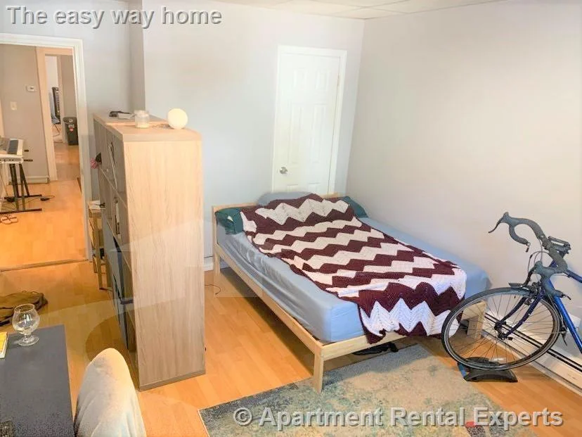 2 bed, 1 bath apartment for rent at 230 Western Ave Unit 1, Central Square — photo 5 of 11