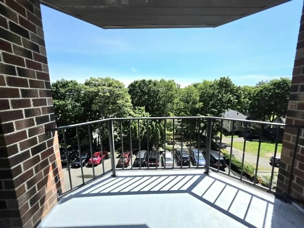 2 bed, 2 bath apartment for rent at 230 Willard St Unit 407, Quincy — photo 12 of 32