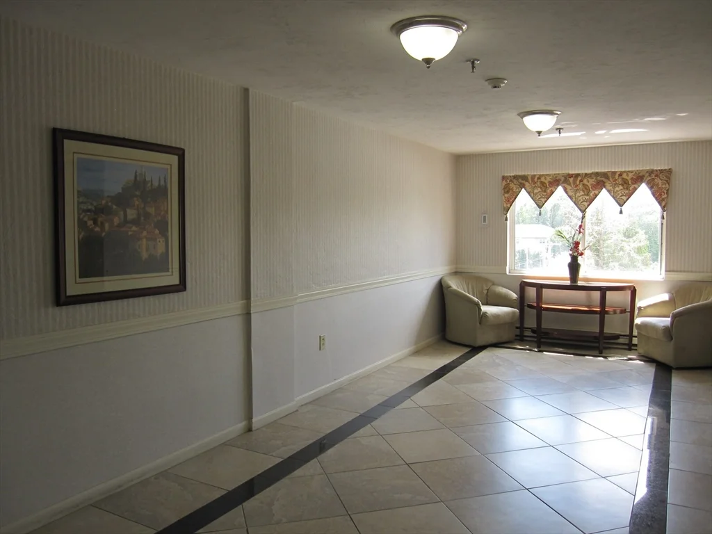 2 bed, 2 bath apartment for rent at 230 Willard St Unit 502, Quincy — photo 5 of 35