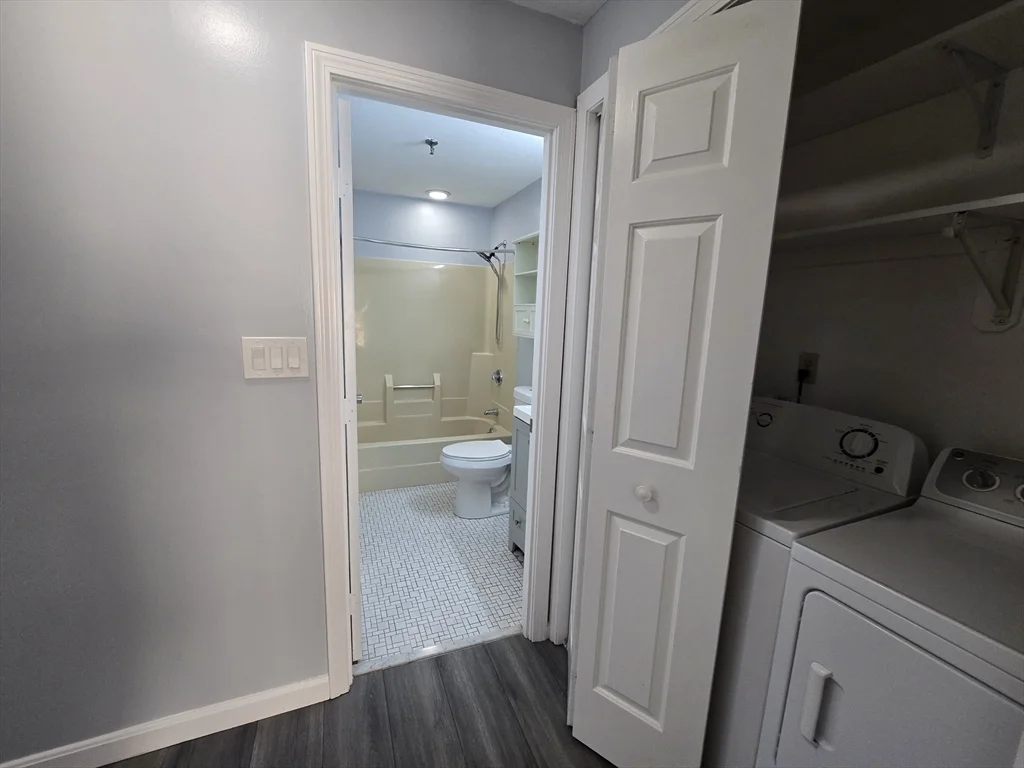 2 bed, 2 bath apartment for rent at 230 Willard St Unit 502, Quincy — photo 23 of 35