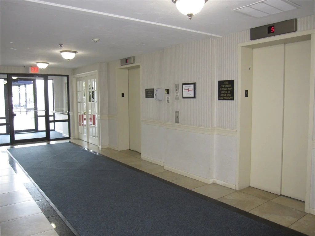 2 bed, 2 bath apartment for rent at 230 Willard St Unit 502, Quincy — photo 3 of 35