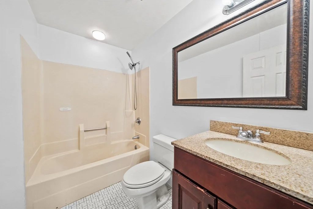 2 bed, 2 bath apartment for rent at 230 Willard St Unit 602, Quincy — photo 14 of 23