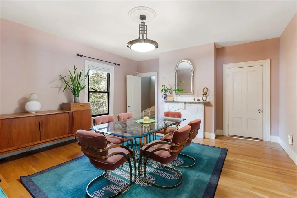3 bed, 2 bath apartment for rent at 230 Winchester St, Newton Highlands — photo 6 of 15
