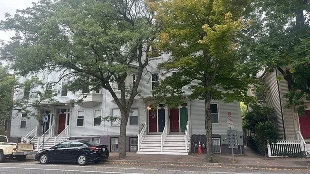 2 bed, 2 bath apartment for rent at 231 1/2 Broadway Unit 2, The Port — photo 6 of 19