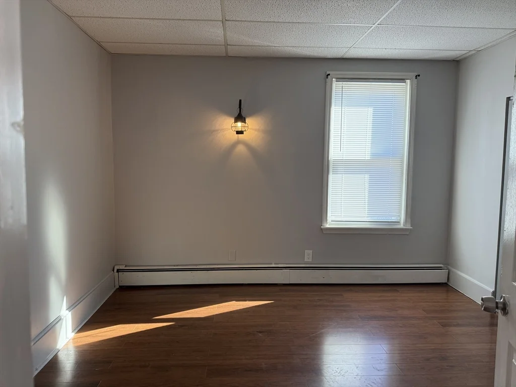 2 bed, 1 bath apartment for rent at 231 Allen St Unit 1, New Bedford — photo 10 of 14