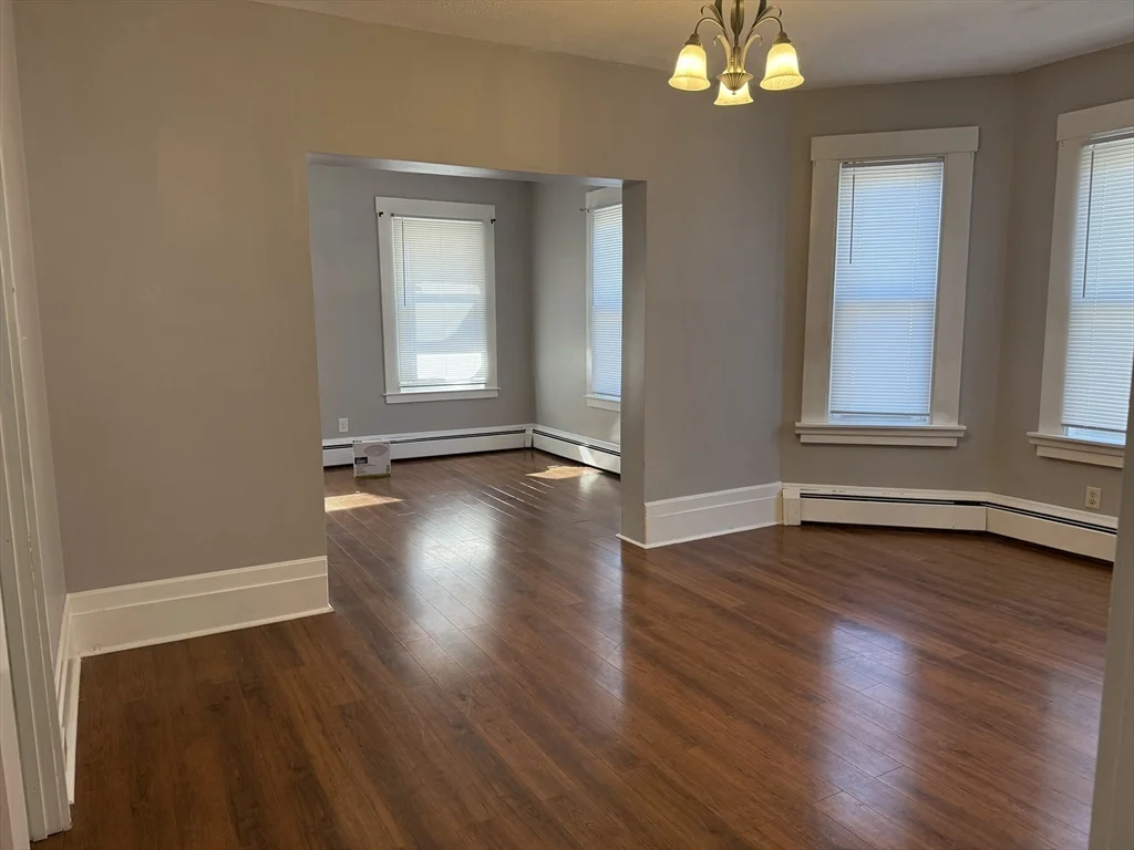 2 bed, 1 bath apartment for rent at 231 Allen St Unit 1, New Bedford — photo 6 of 14