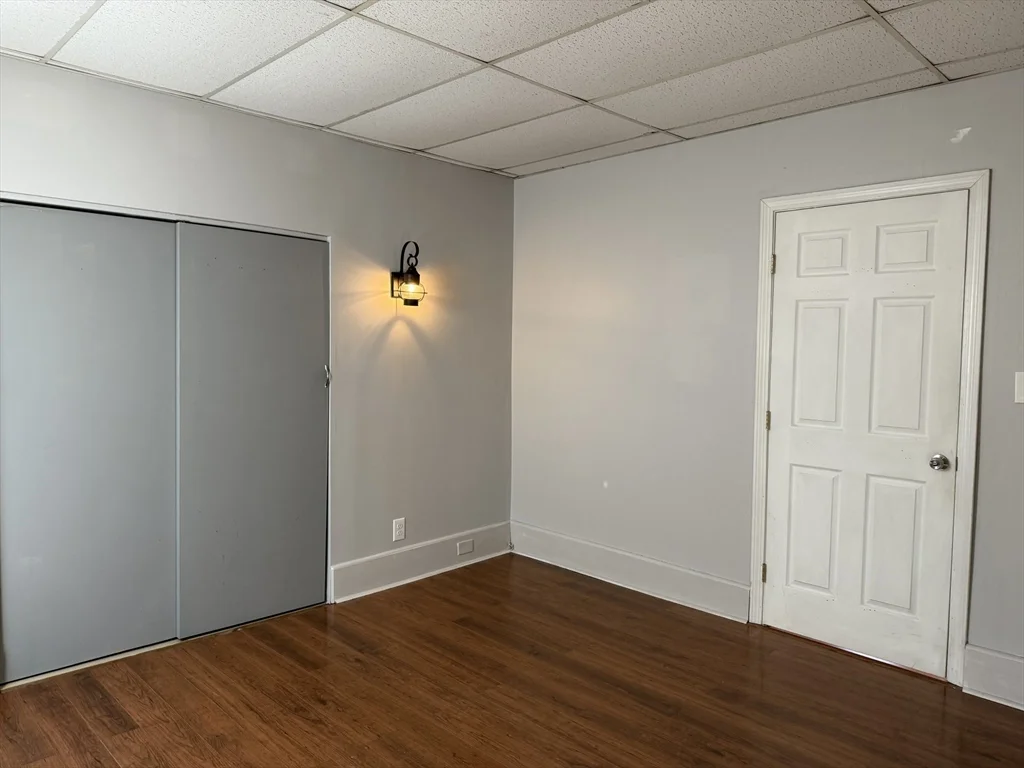 2 bed, 1 bath apartment for rent at 231 Allen St Unit 1, New Bedford — photo 11 of 14