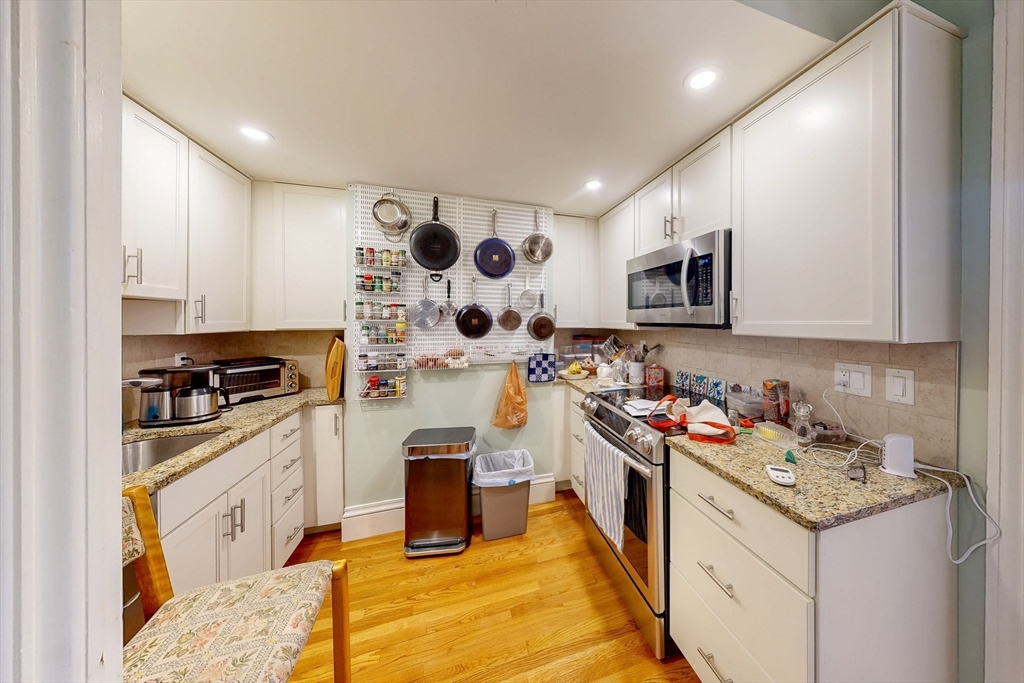 1 bed, 1 bath apartment for rent at 231 Beacon St Unit 2, Back Bay — photo 5 of 7
