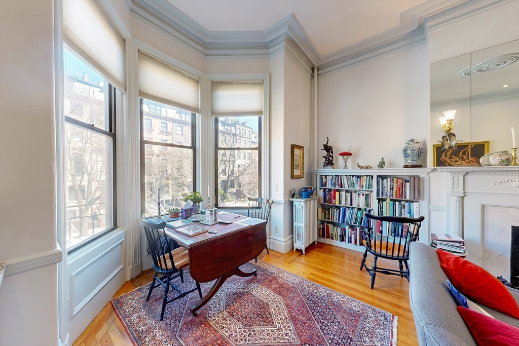 1 bed, 1 bath apartment for rent at 231 Beacon St Unit 2, Back Bay — photo 3 of 7