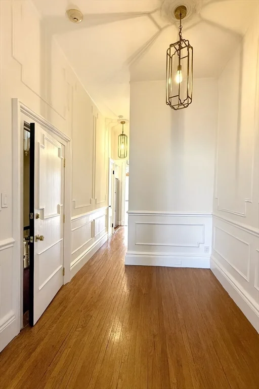 1 bed, 1 bath apartment for rent at 231 Beacon St Unit 3, Back Bay — photo 5 of 9