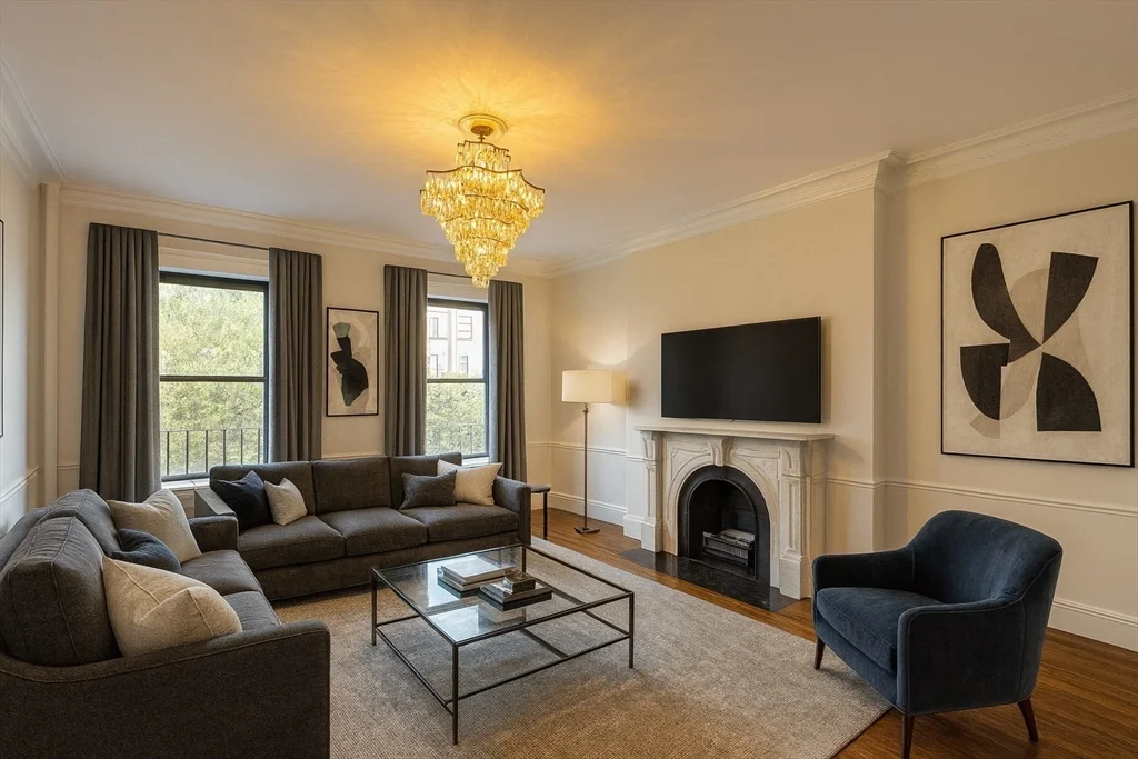 1 bed, 1 bath apartment for rent at 231 Beacon St Unit 3, Back Bay — photo 1 of 9