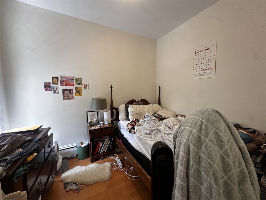 3 bed, 1 bath apartment for rent at 231 Charles St Unit 2, East Cambridge — photo 8 of 9