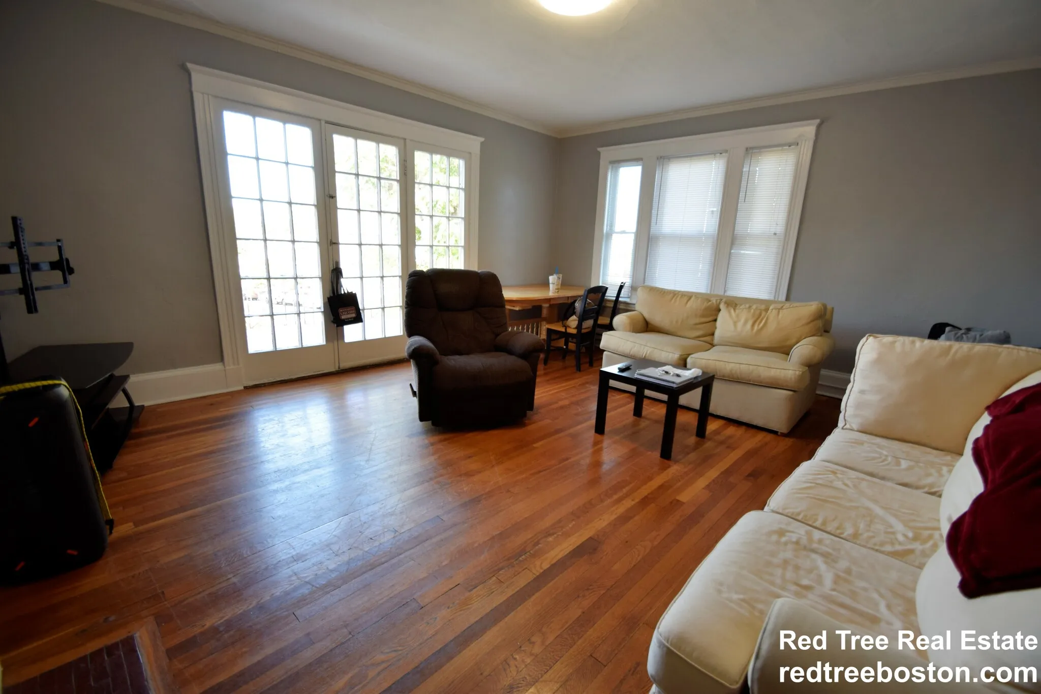 4 bed, 2 bath apartment for rent at 231 Chestnut Hill Ave Unit 2, Brighton — photo 1 of 14