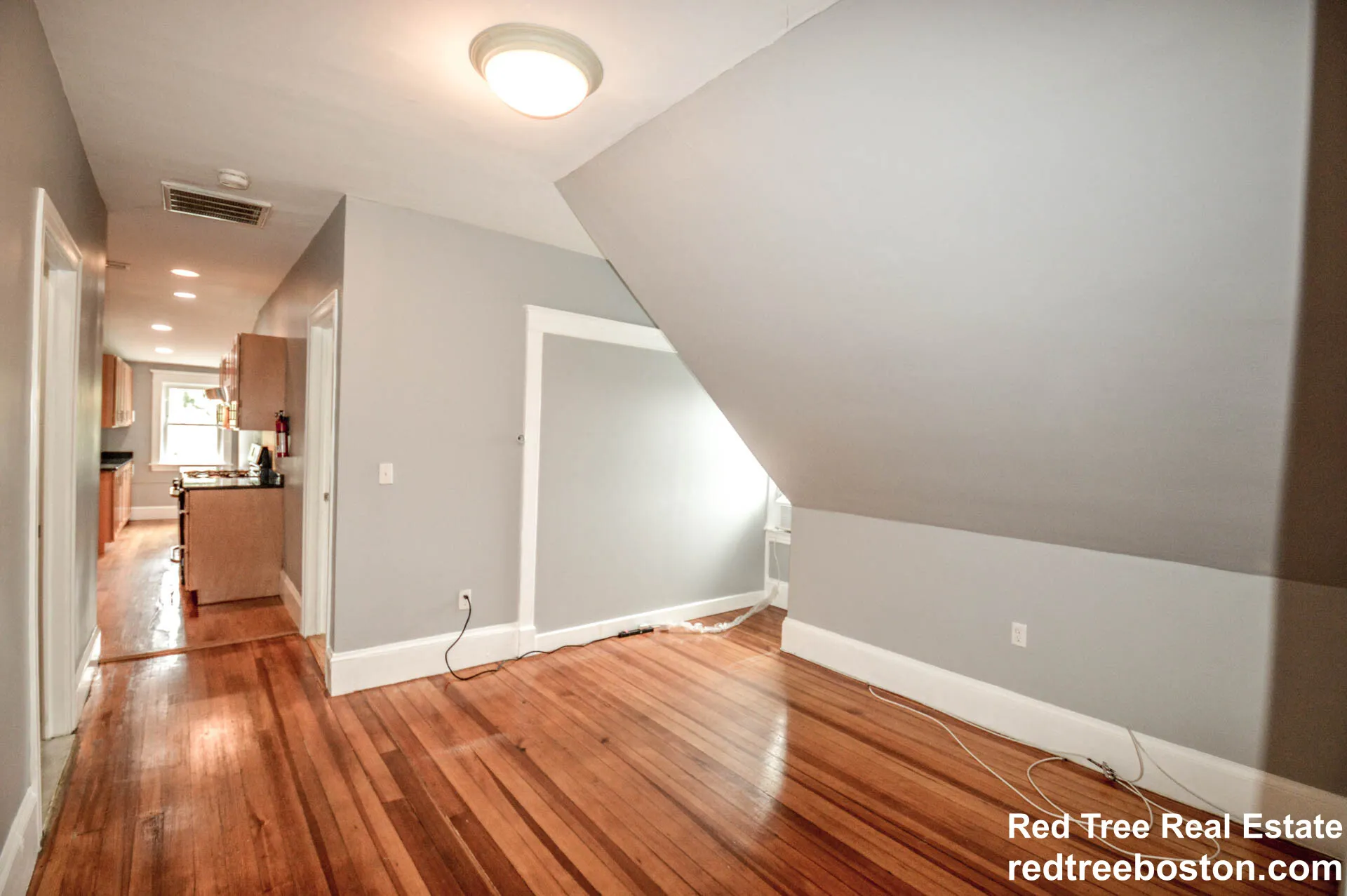 3 bed, 2 bath apartment for rent at 231 Chestnut Hill Ave Unit 231-3, Brighton — photo 3 of 13