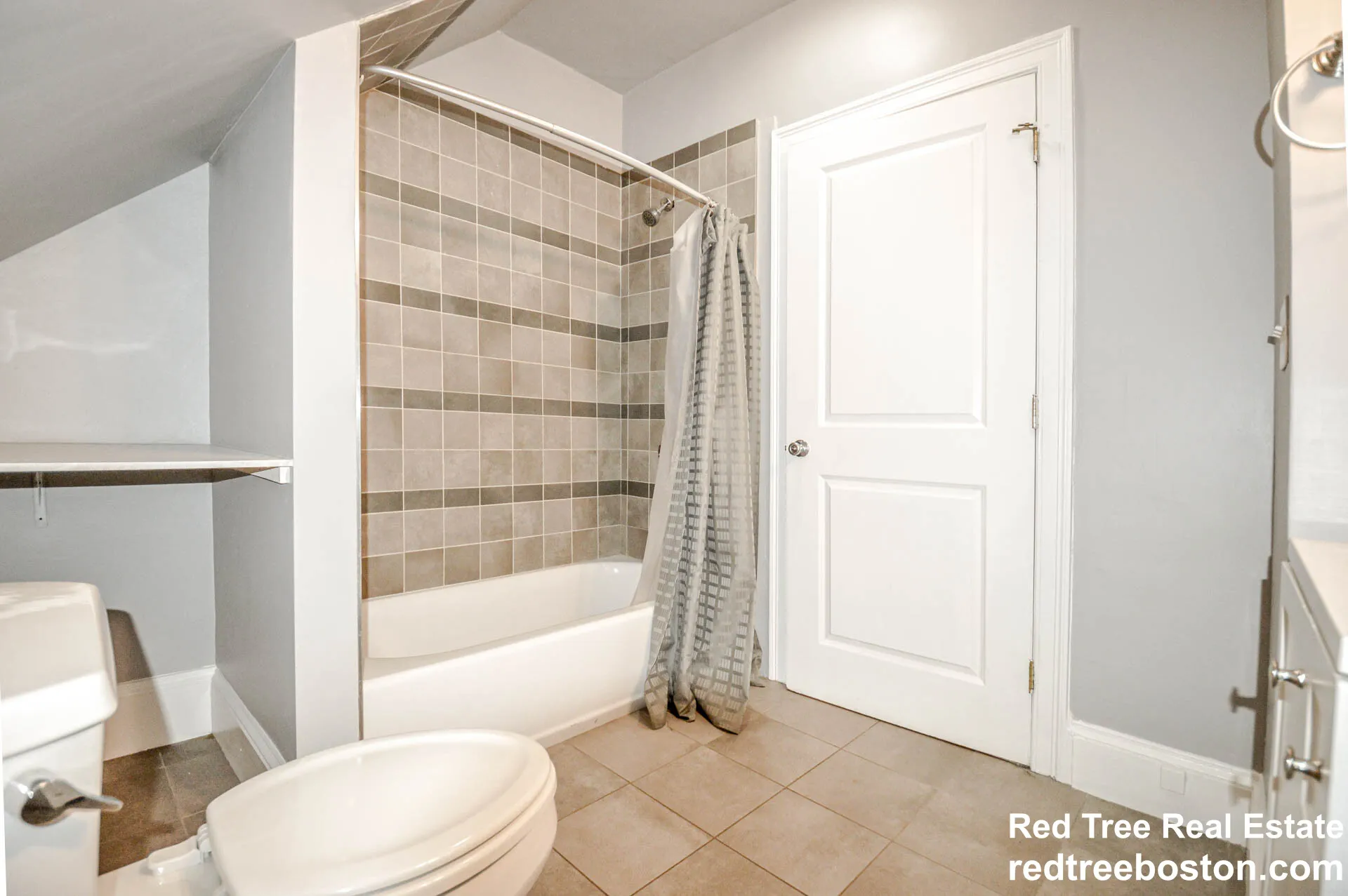 3 bed, 2 bath apartment for rent at 231 Chestnut Hill Ave Unit 3, Brighton — photo 9 of 12