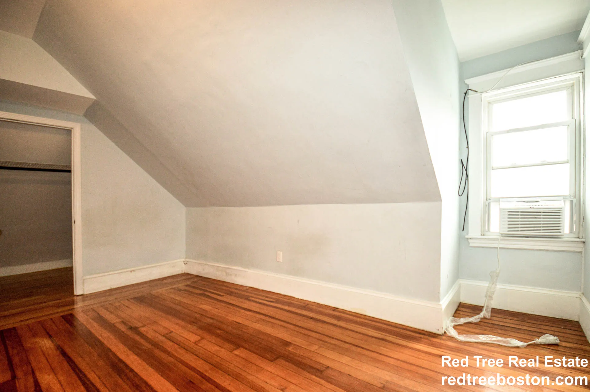 3 bed, 2 bath apartment for rent at 231 Chestnut Hill Ave Unit 3, Brighton — photo 5 of 12