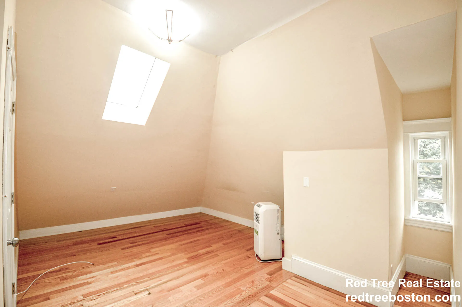 3 bed, 2 bath apartment for rent at 231 Chestnut Hill Ave Unit 3, Brighton — photo 7 of 12