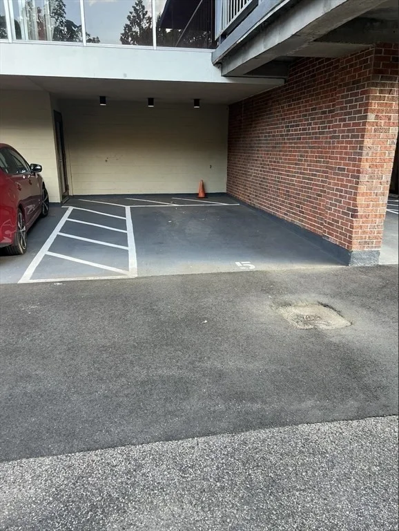 2 bed, 1 bath apartment for rent at 231 Coolidge Ave Unit 414, Watertown — photo 9 of 10