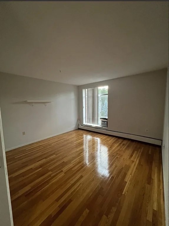 2 bed, 1 bath apartment for rent at 231 Coolidge Ave Unit 414, Watertown — photo 3 of 10