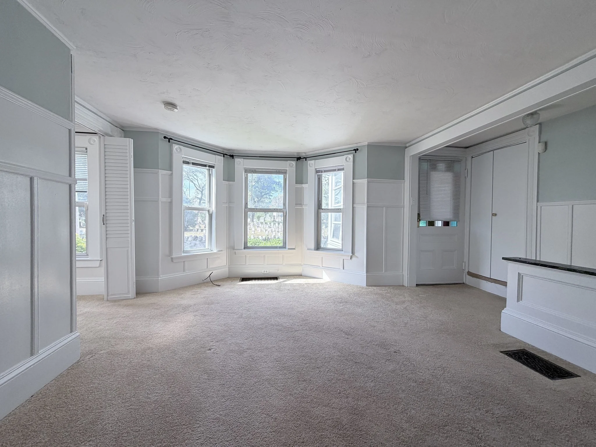 2 bed, 1 bath apartment for rent at 231 Forest St Unit 231, Malden — photo 3 of 14