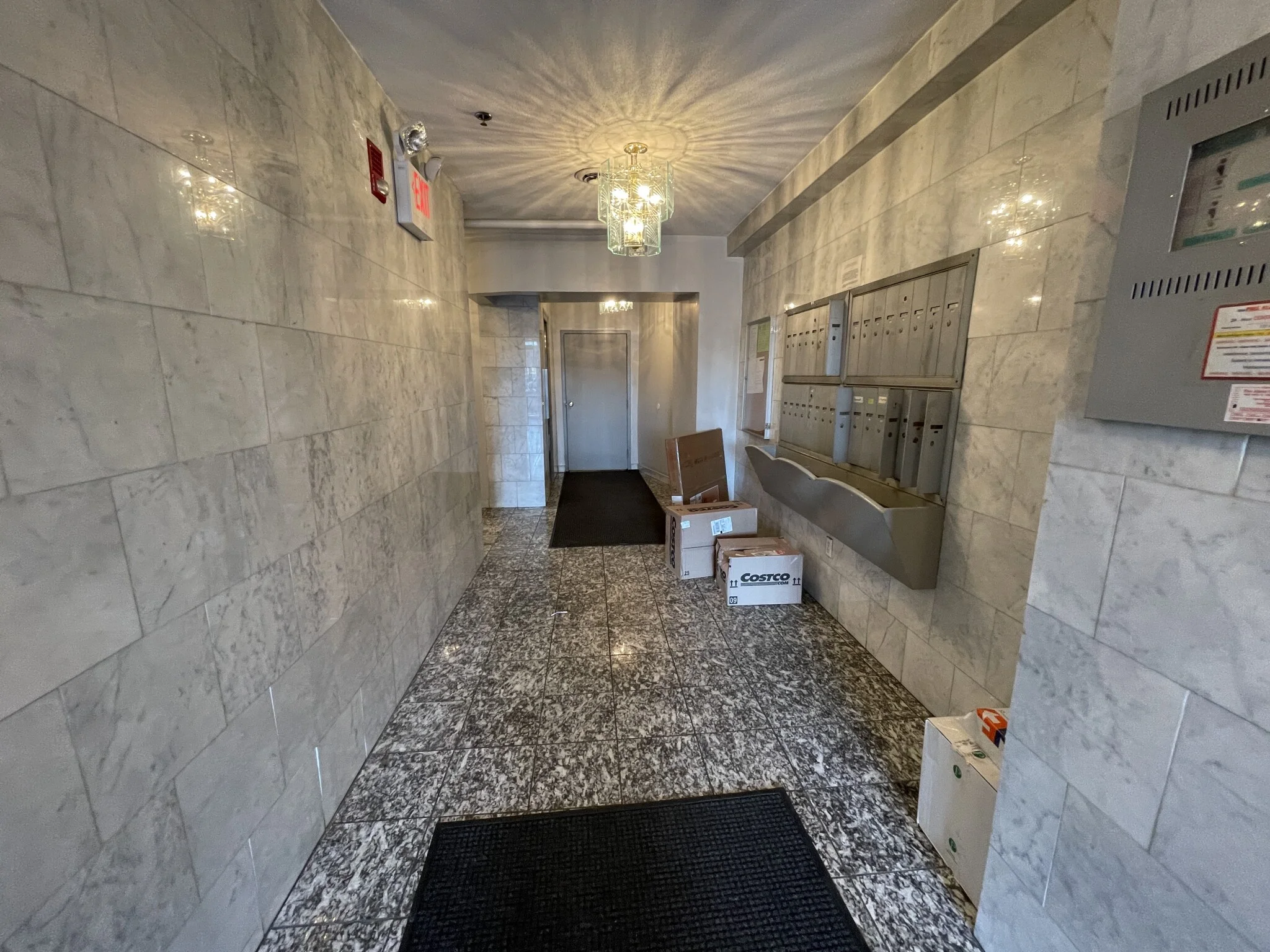 Studio bed, 1 bath apartment for rent at 231 Harrison Ave Unit 24, Chinatown — photo 10 of 11