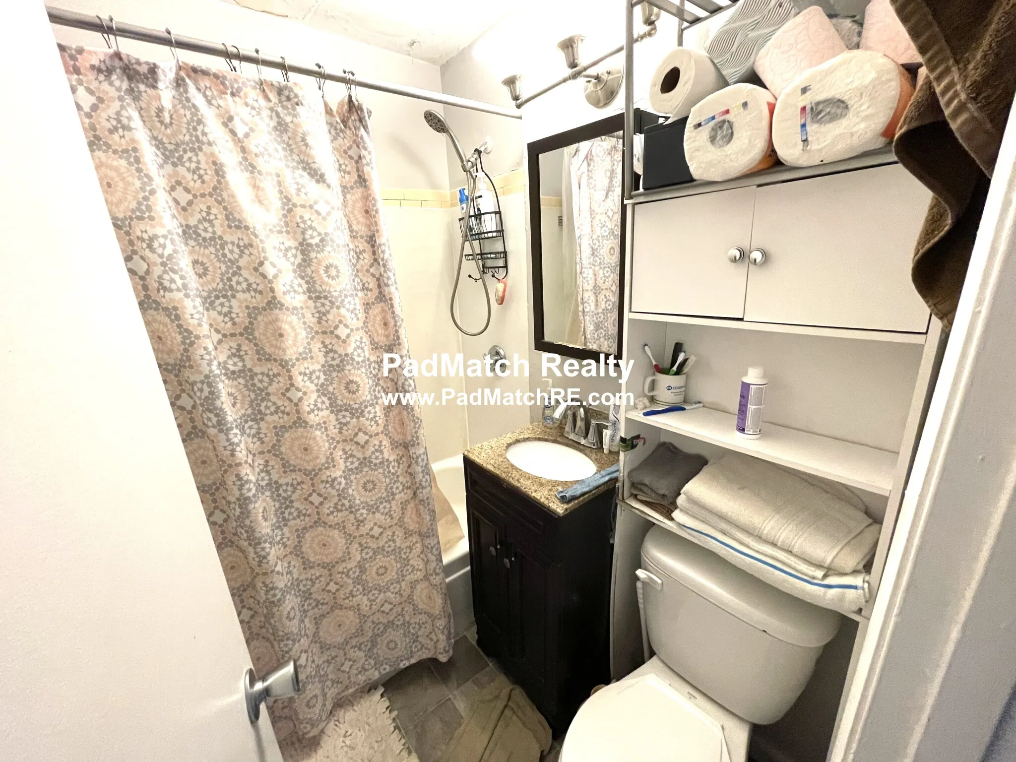 1 bed, 1 bath apartment for rent at 231 Harrison Ave Unit 26, Chinatown — photo 8 of 12