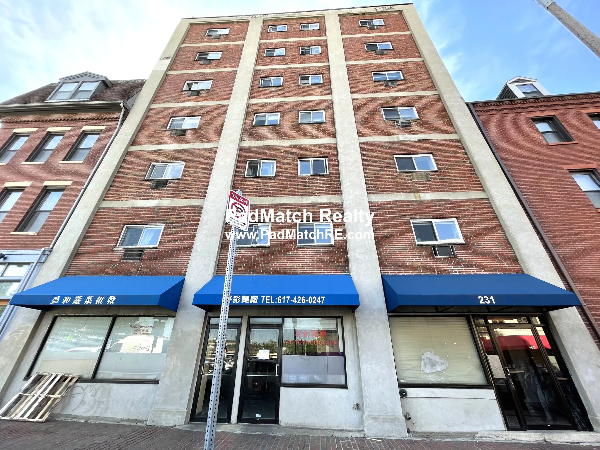 1 bed, 1 bath apartment for rent at 231 Harrison Ave Unit 6, Chinatown — photo 12 of 14