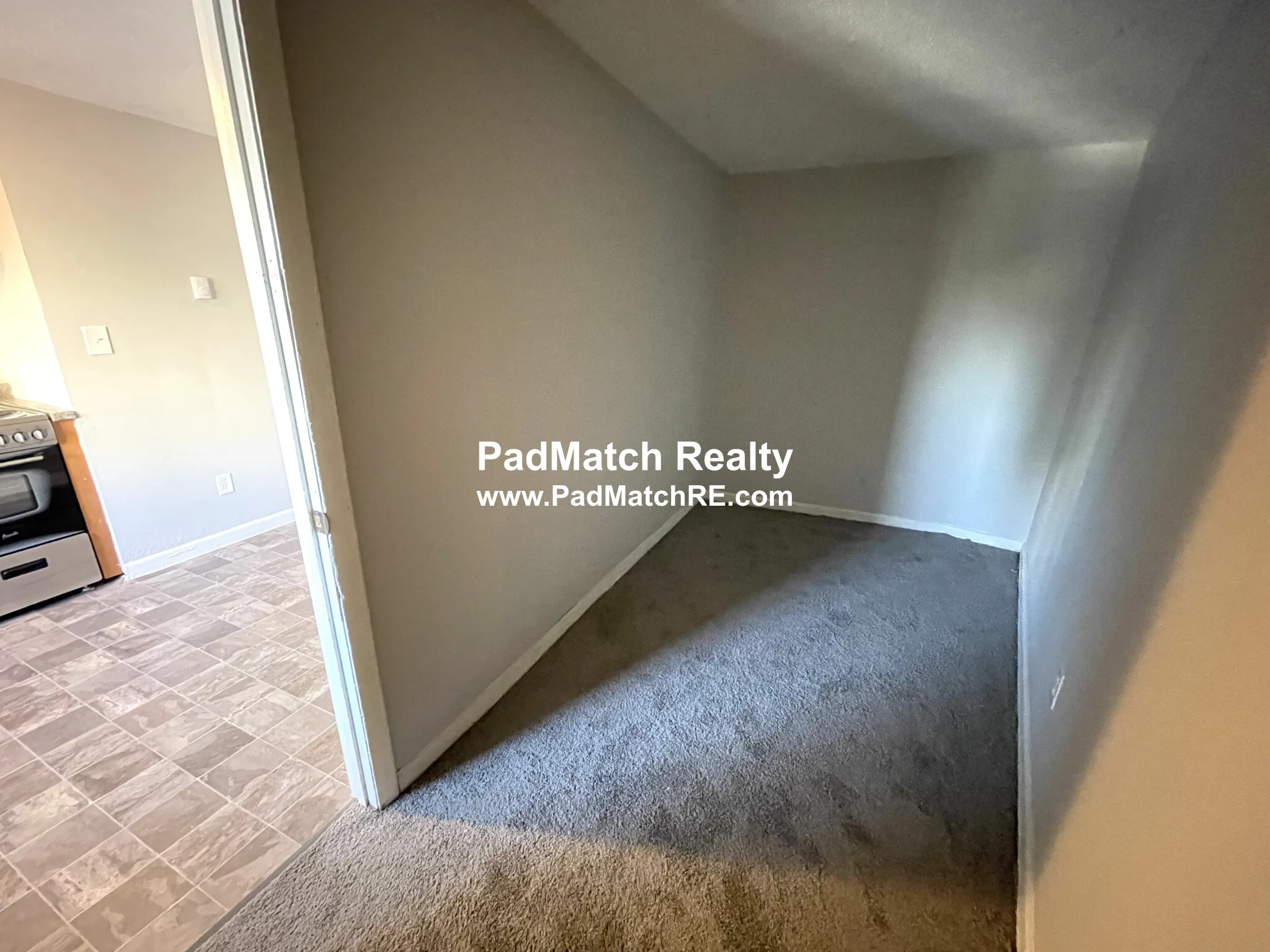 1 bed, 1 bath apartment for rent at 231 Harrison Ave Unit 6, Chinatown — photo 4 of 14