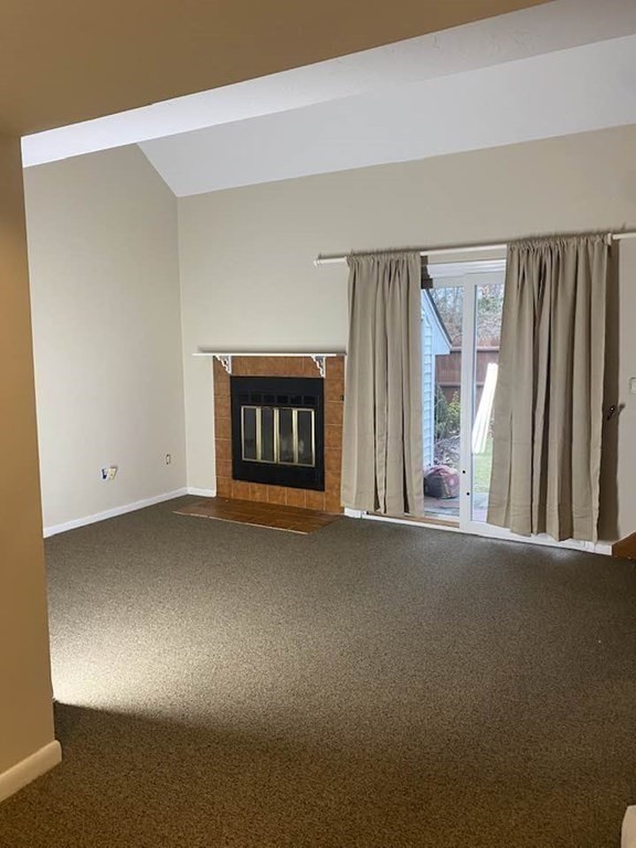 1 bed, 1 bath apartment for rent at 231 Lake St Unit E, Weymouth — photo 2 of 14