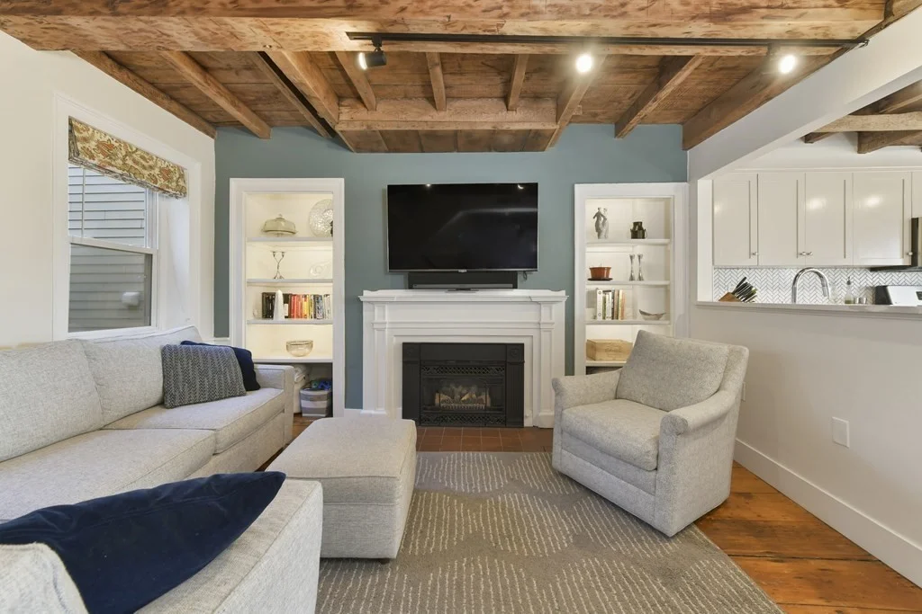 2 bed, 1 bath apartment for rent at 231 Main St Unit 3, Boston — photo 5 of 20