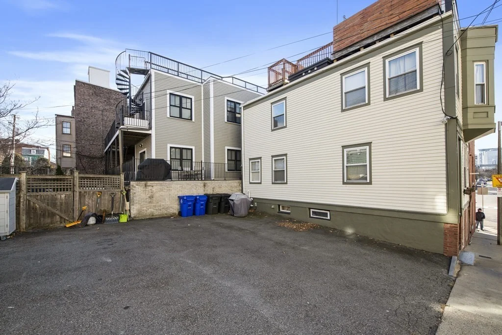 2 bed, 1 bath apartment for rent at 231 Main St Unit 3, Boston — photo 18 of 20