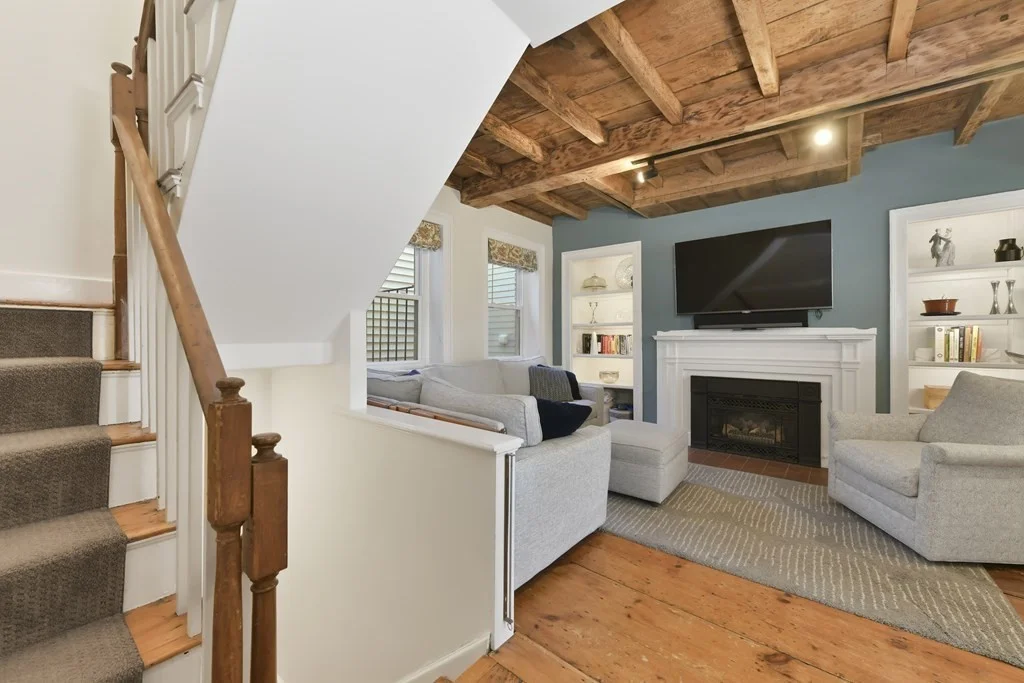 2 bed, 1 bath apartment for rent at 231 Main St Unit 3, Boston — photo 8 of 20