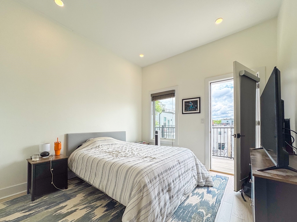 3 bed, 2 bath apartment for rent at 231 Maverick St Unit 7, East Boston — photo 11 of 23