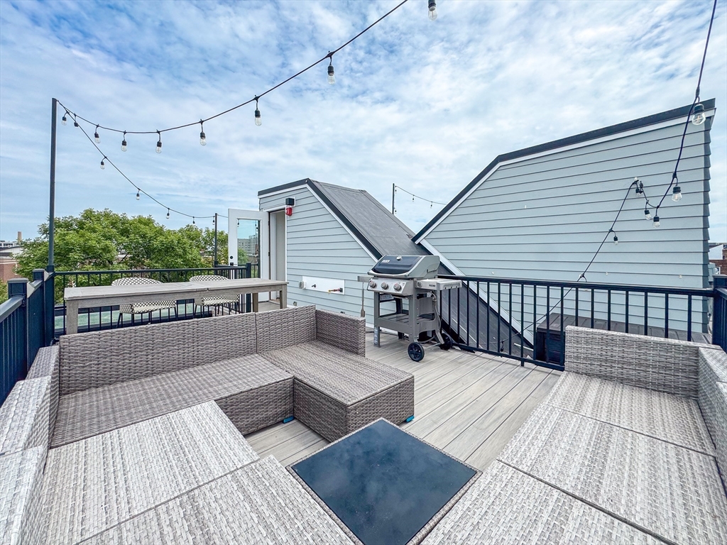 3 bed, 2 bath apartment for rent at 231 Maverick St Unit 7, East Boston — photo 19 of 23