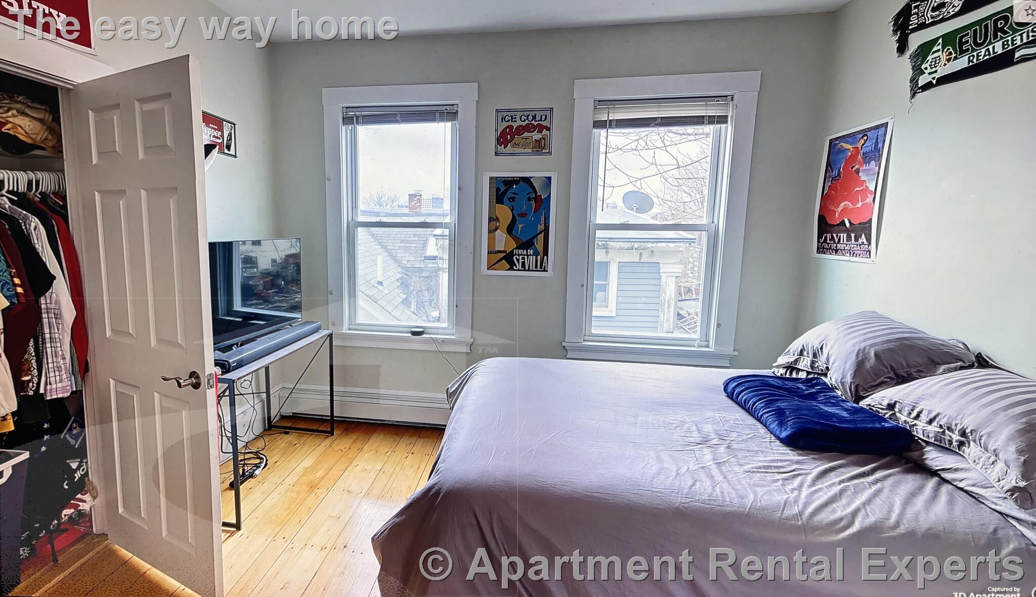 5 bed, 2 bath apartment for rent at 231 Norfolk St Unit 6, Central Square — photo 3 of 10