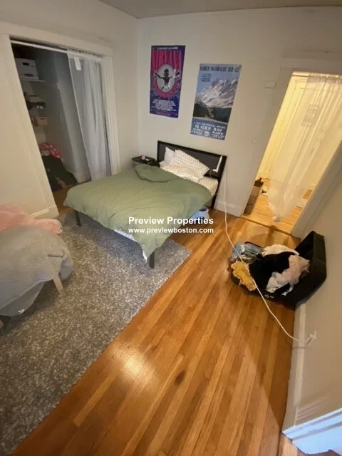 Studio bed, 1 bath apartment for rent at 231 Park Dr Unit 11P, Fenway — photo 2 of 2