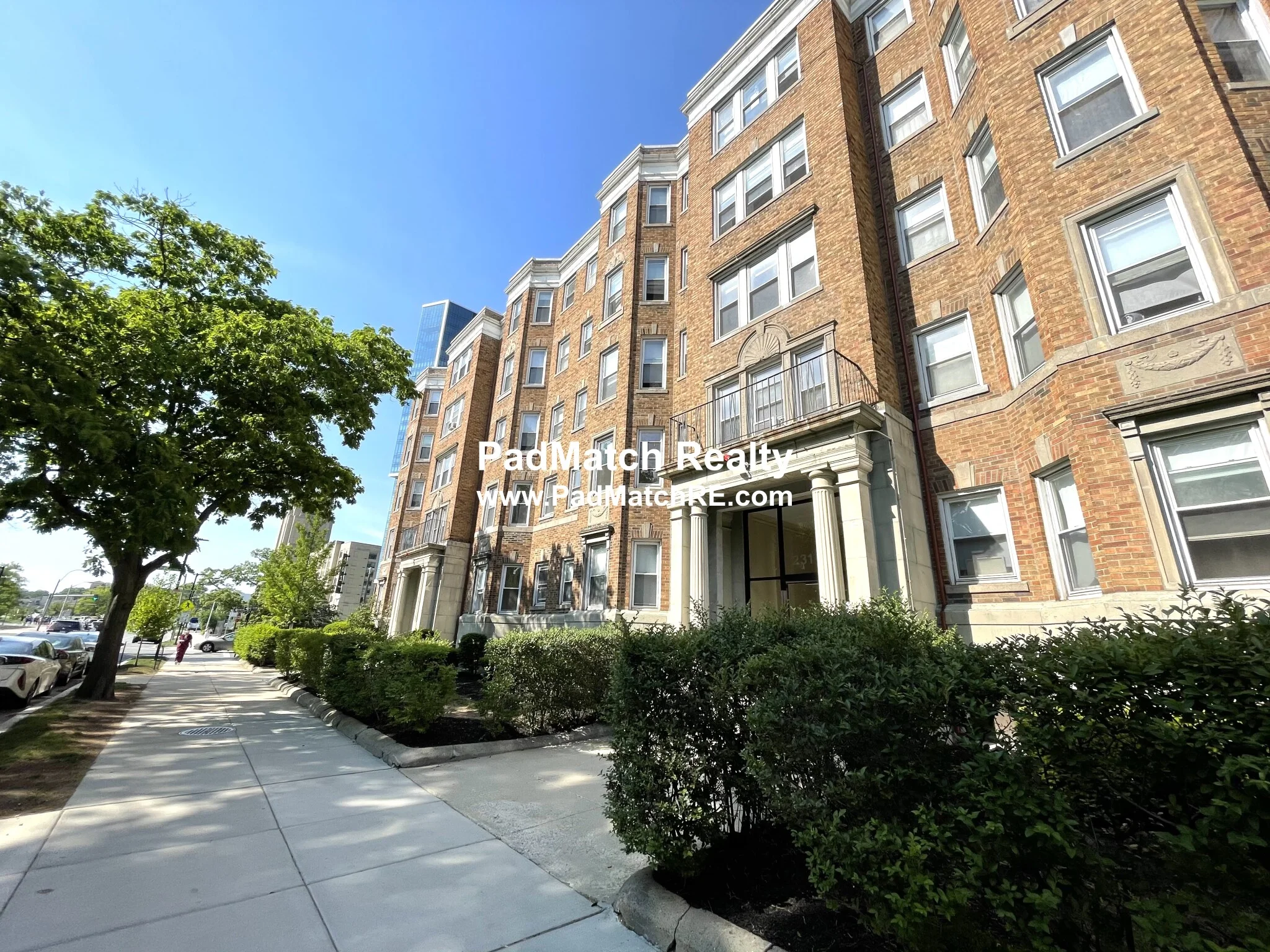 1 split bed, 1 bath apartment for rent at 231 Park Dr Unit 15, Fenway — photo 13 of 15