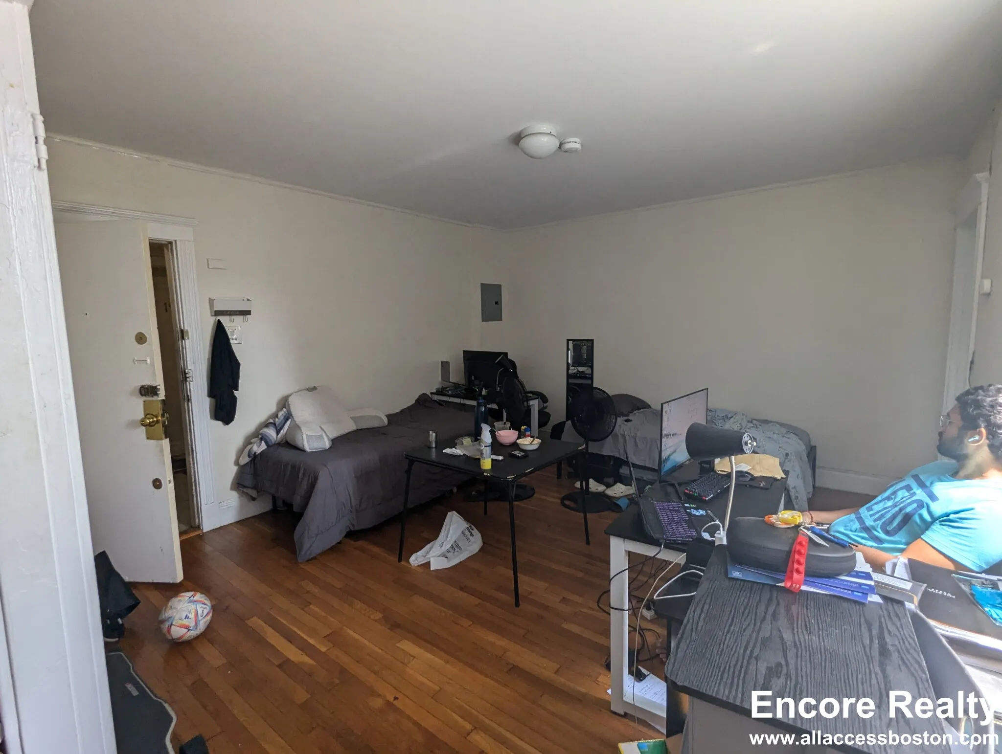 1 bed, 1 bath apartment for rent at 231 Park Dr Unit 21, Fenway — photo 9 of 17