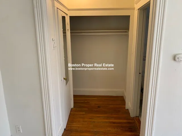 Studio bed, 1 bath apartment for rent at 231 Park Dr Unit 24, Fenway — photo 7 of 9