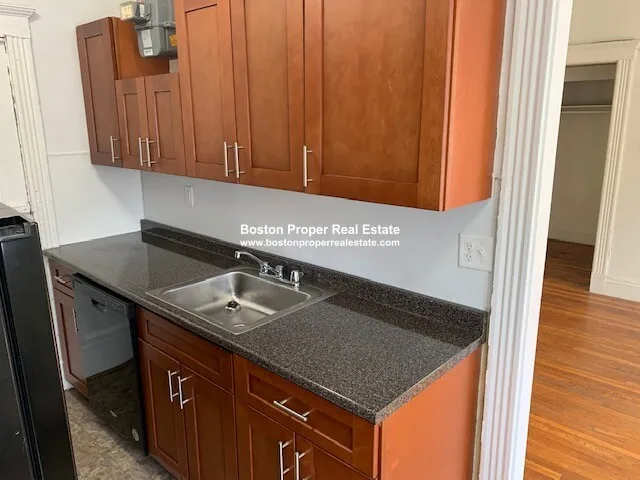 Studio bed, 1 bath apartment for rent at 231 Park Dr Unit 24, Fenway — photo 2 of 9
