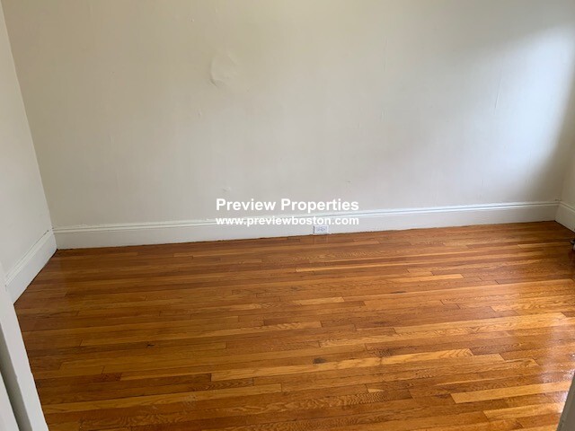 1 bed, 1 bath apartment for rent at 231 Park Dr Unit 34P, Fenway — photo 1 of 8