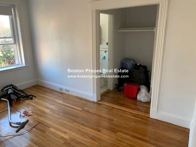 Studio bed, 1 bath apartment for rent at 231 Park Dr Unit 38, Fenway — photo 3 of 6
