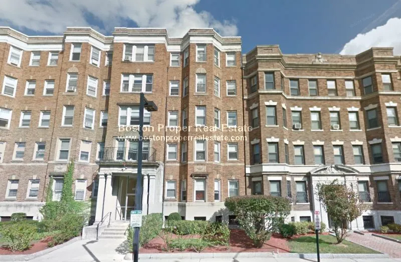 2 bed, 1 bath apartment for rent at 231 Park Dr Unit 39, Fenway — photo 7 of 7