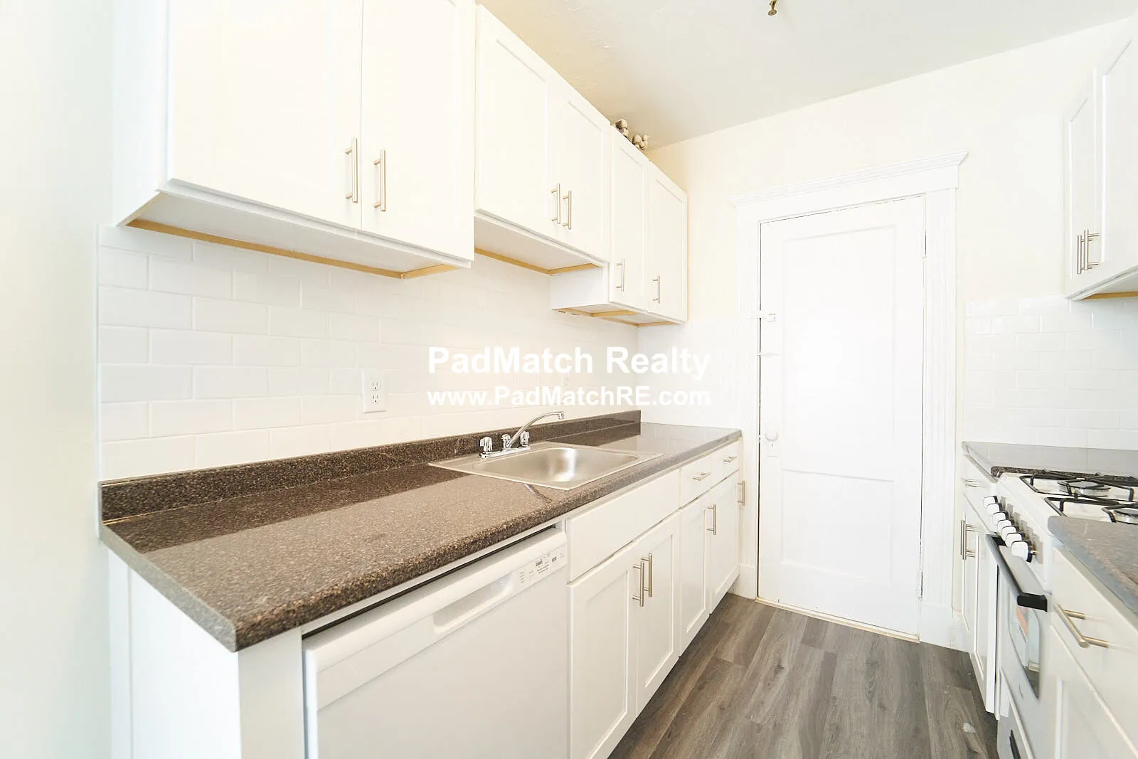 1 split bed, 1 bath apartment for rent at 231 Park Dr Unit 8, Fenway — photo 14 of 18