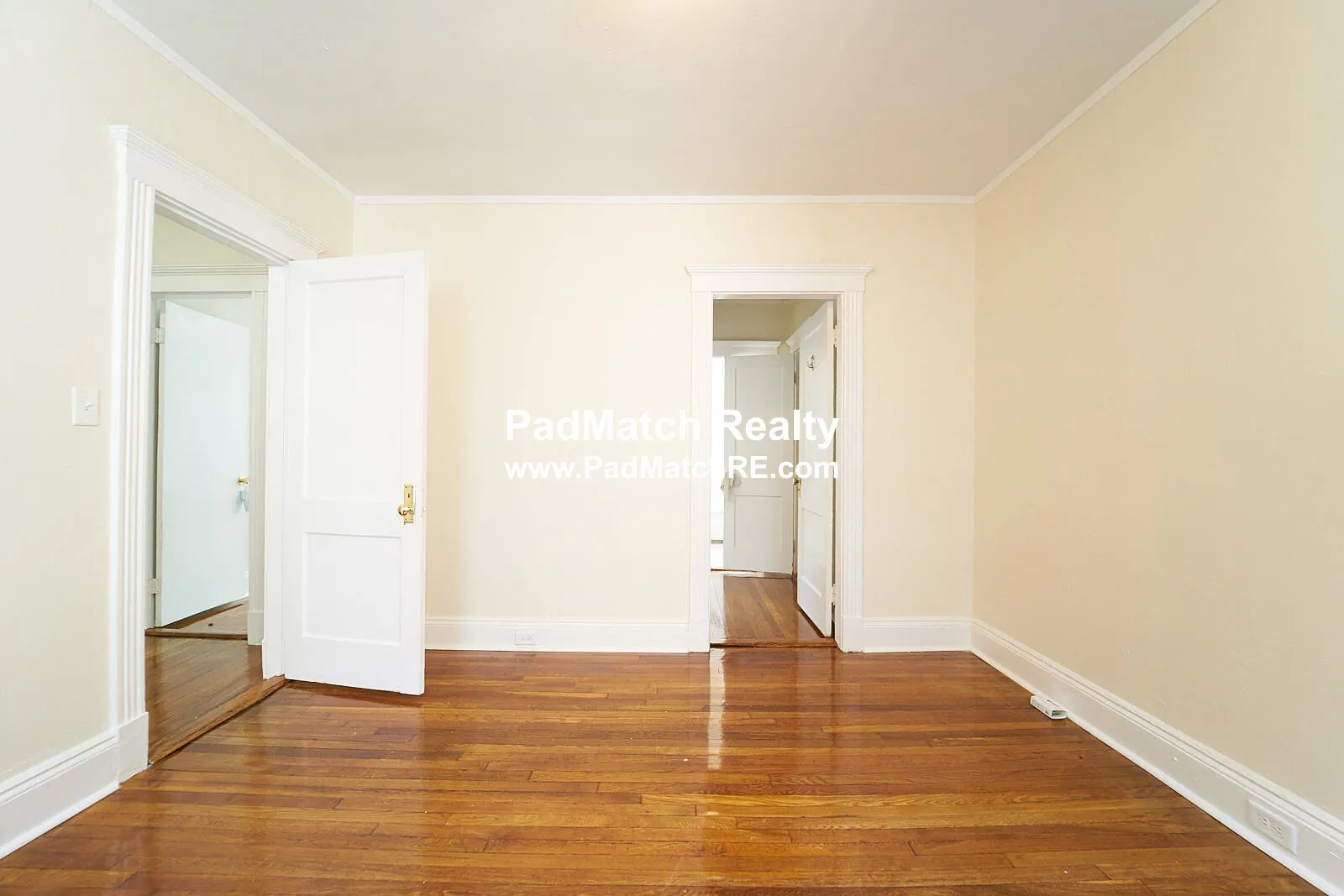 1 split bed, 1 bath apartment for rent at 231 Park Dr Unit 8, Fenway — photo 6 of 18