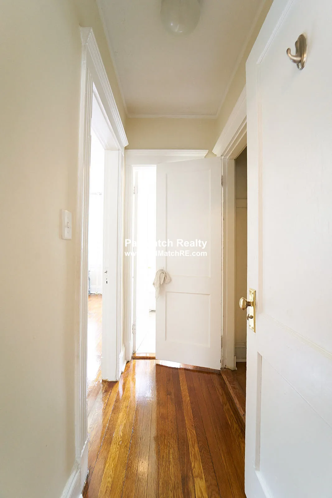 1 split bed, 1 bath apartment for rent at 231 Park Dr Unit 8, Fenway — photo 7 of 18